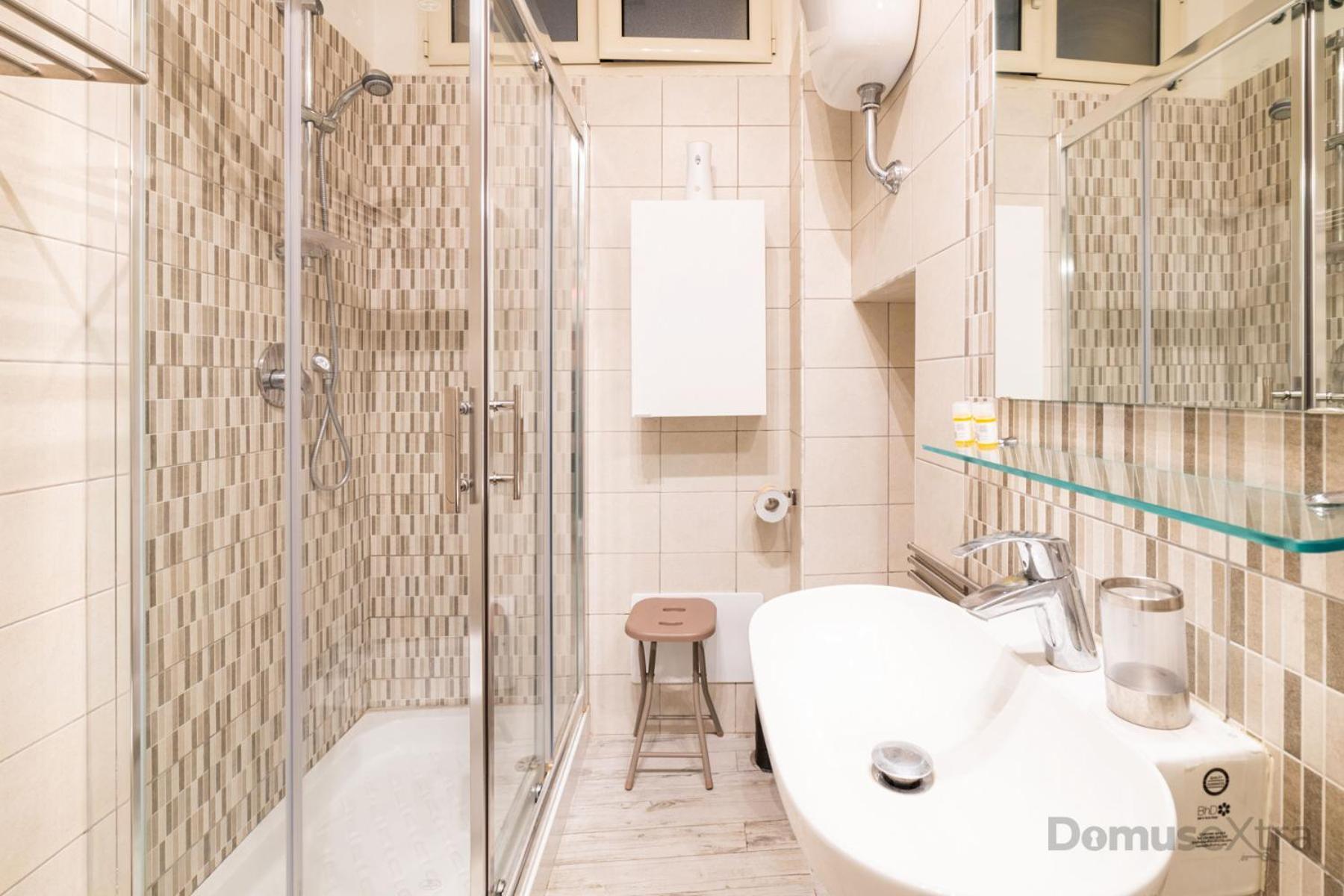 Villari Guest House By Domusextra Napels Buitenkant foto